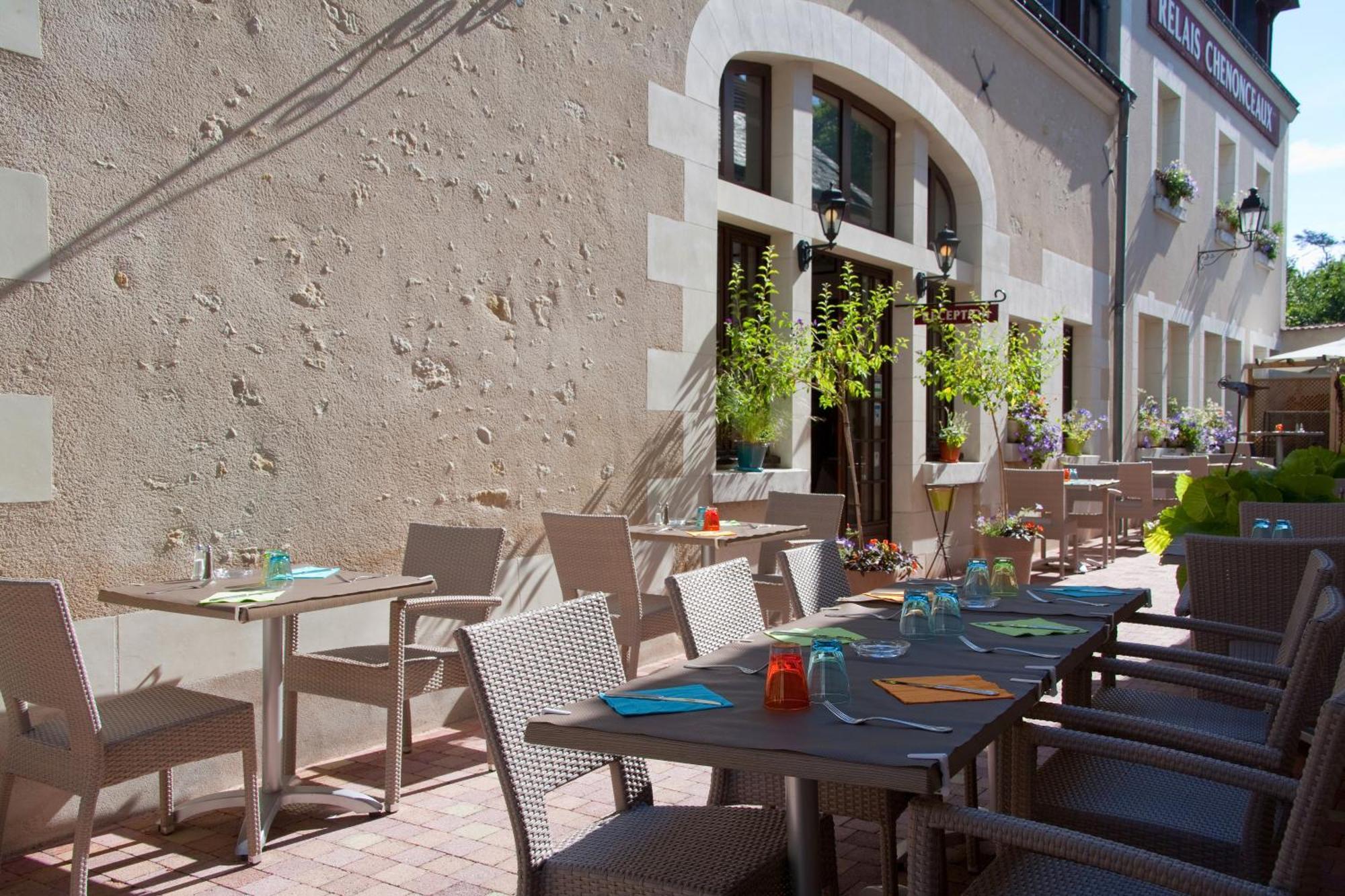 Logis Hotels Restaurant Le Relais Шенонсо Экстерьер фото