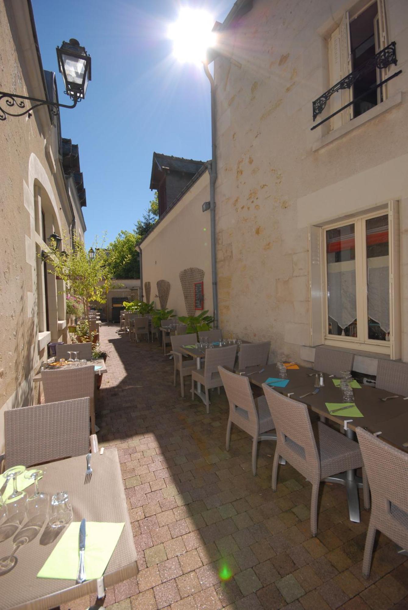 Logis Hotels Restaurant Le Relais Шенонсо Экстерьер фото