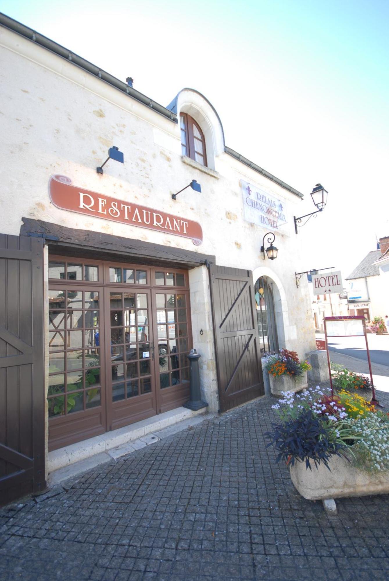 Logis Hotels Restaurant Le Relais Шенонсо Экстерьер фото