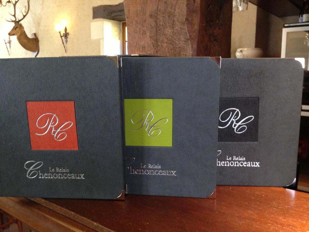 Logis Hotels Restaurant Le Relais Шенонсо Экстерьер фото